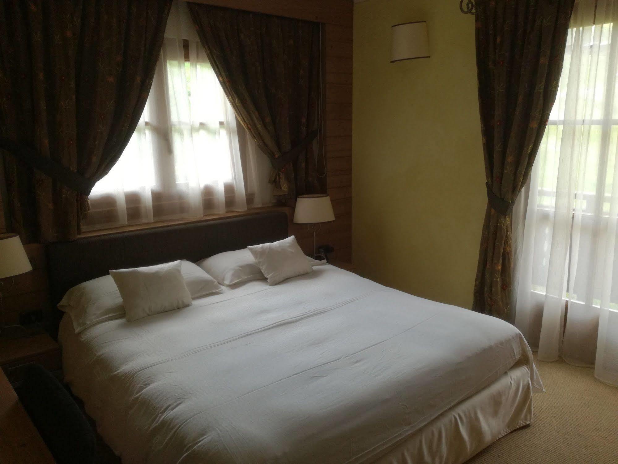 Hotel Bait De Angial ليفينو المظهر الخارجي الصورة